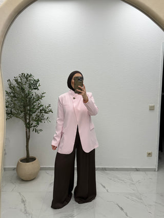 BLAZER MIT HOHEM KRAGEN UND EINEM KNOPF