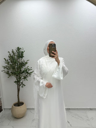 SATIN - ABAYA MIT SPITZENDETAILS