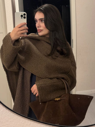 CELINÉ- TEDDY MANTEL MIT INTEGRIERTEM SCHAL