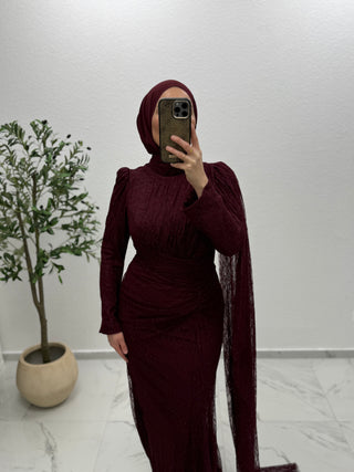 SPITZEN - ABENDKLEID MIT DRAPIERUNG