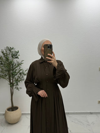 MAXIKLEID MIT KNOPFDETAIL
