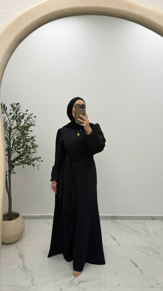 KLEID MIT BINDEDETAIL