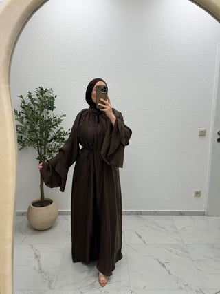 FLIESSENDES KLEID MIT WEITEM ÄRMELDESIGN