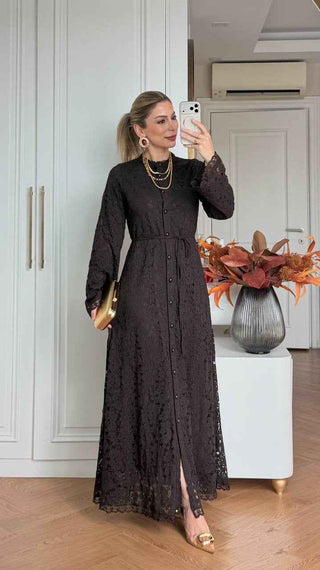 KLEID AUS SPITZE