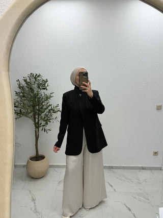 BLAZER MIT HOHEM KRAGEN UND EINEM KNOPF