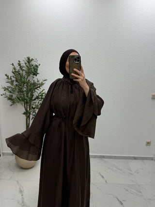 FLIESSENDES KLEID MIT WEITEM ÄRMELDESIGN