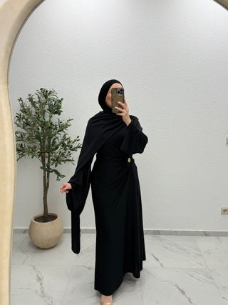 KLEID MIT CAPE DETAIL