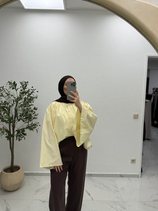 BLUSE MIT WEITEN ÄRMELN
