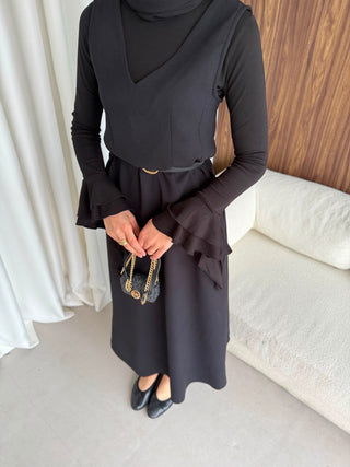 TAILLIERTES JILET - KLEID