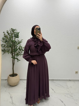 ELEGANTES KLEID MIT VOLANTDETAILS