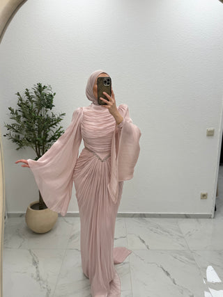 DRAPIERTES - ABENDKLEID MIT STRASSDETAIL