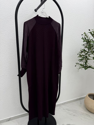 MERSERİZE KLEID MIT SEIDEN COPRA ÄRMELN