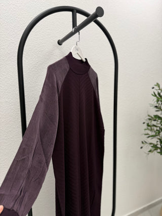 MERSERİZE KLEID MIT SEIDEN COPRA ÄRMELN