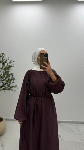 KLEID MIT BALLONÄRMELN